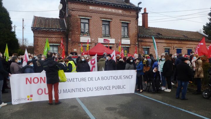 Manifestation à la gare de Lomme