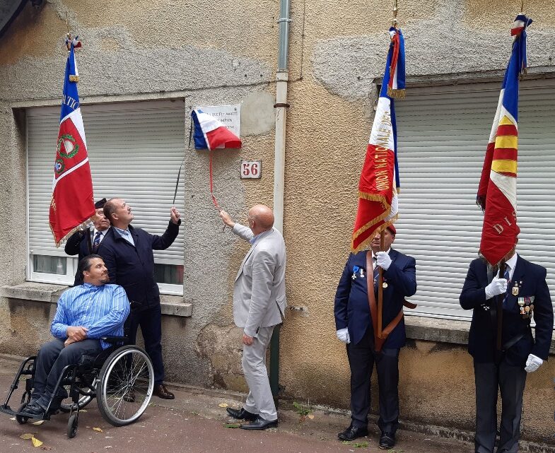 Dévoilement de la plaque à Edmond DOMPSIN